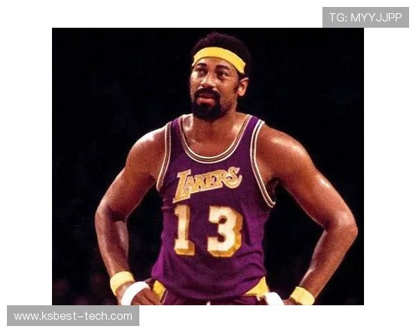 威尔特·张伯伦:篮球传奇与人生挑战的完美交织 威尔特·张伯伦:篮球传奇与人生挑战的完美交织