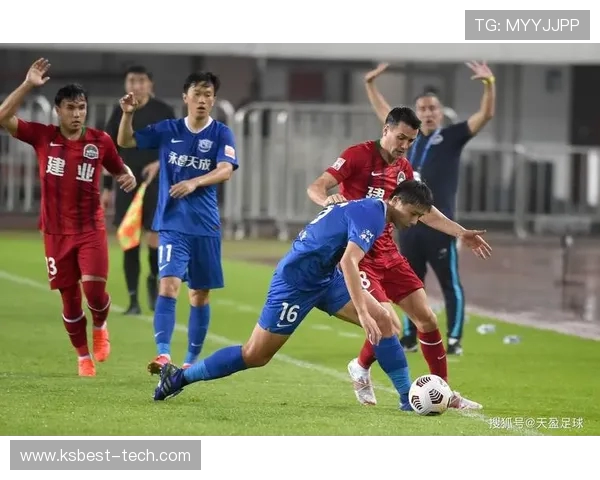 沧州雄狮激战再燃中超赛场全力冲击季后赛目标