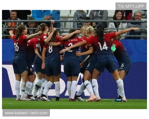 2015年英格兰女足对决回顾及赛事精彩瞬间分析