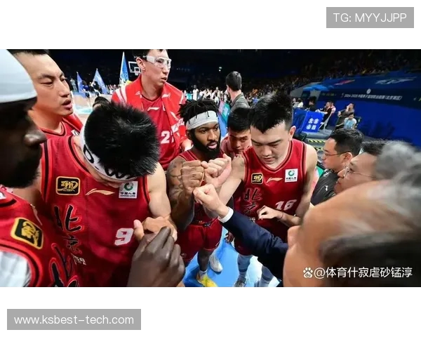 CBA新疆队与广夏队激战正酣谁能在这场对决中笑到最后